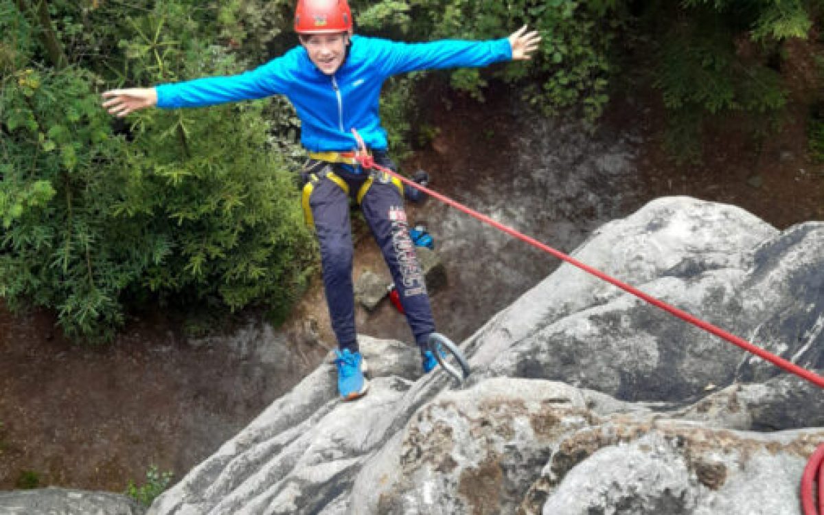sportovní tábor krkonoše lezení po skalách